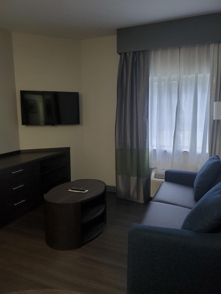 Candlewood Suites Knoxville Airport-Alcoa By Ihg Екстериор снимка